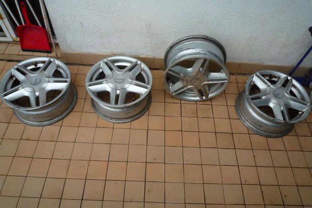Renault Clio alufelnik R 15