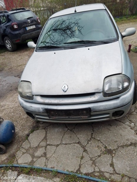 Renault Clio egyben vagy bontsra