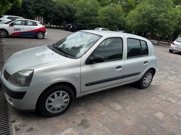 Renault Clio elad