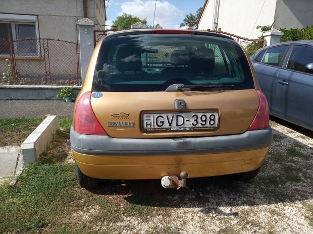 Renault Clio gazdt cserlne