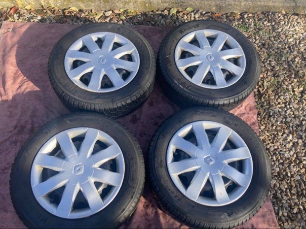 Renault Clio tli kerekek 185/65 R15