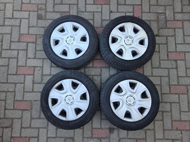 Renault/Dacia lemezfelni nyári gumival (4x100) 185/65 R15