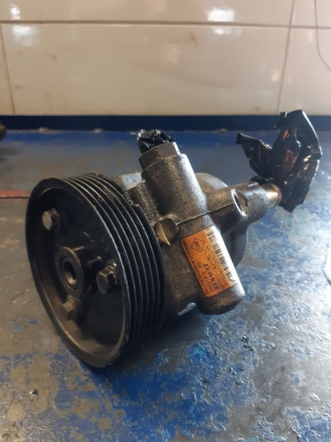 Renault Espace IV Korm�nyszerv� Szivatty�