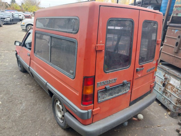 Renault Express 1.7d alkatrészei