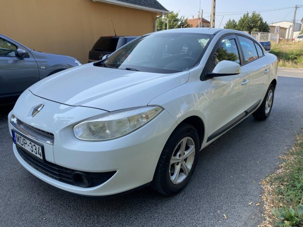 Renault Fluence 1.6 Authentique Akr 1 v Garan...