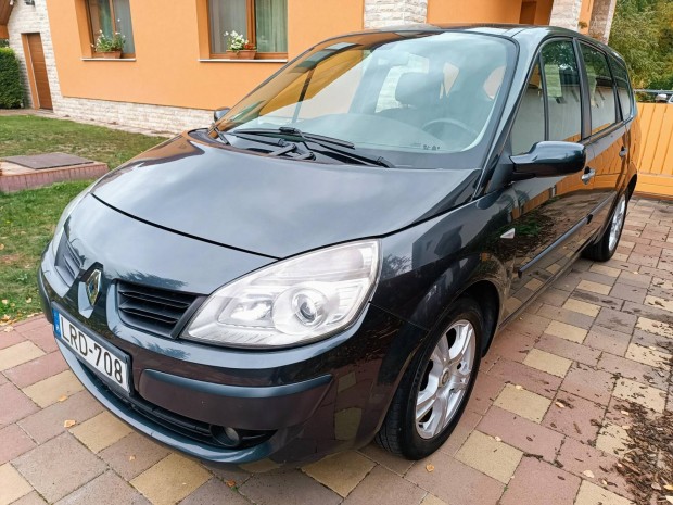 Renault GRAND Scenic Scénic 1.5 dCi Dynamique 1...