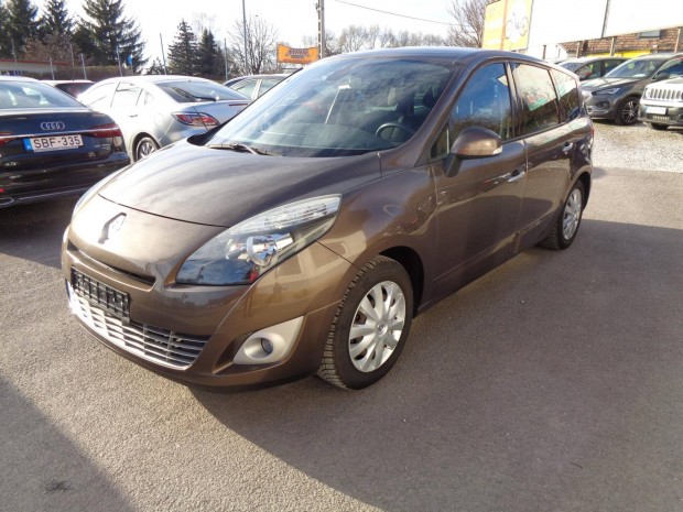 Renault GRAND Scenic Scénic 1.6 16V Dynamique 1...