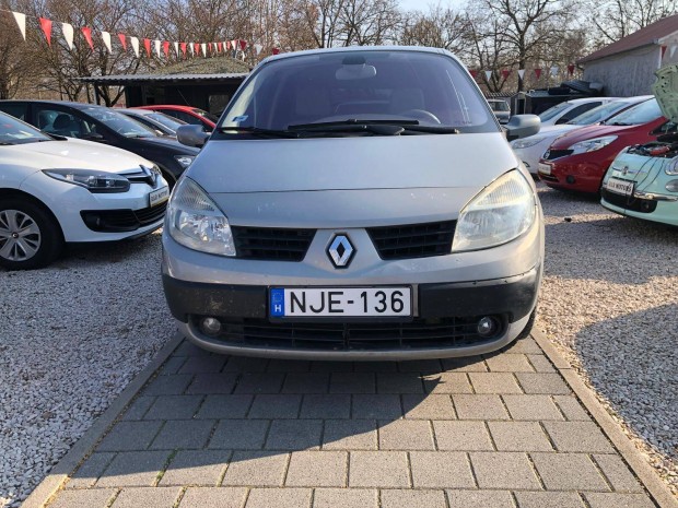 Renault GRAND Scenic Sc�nic 1.9 dCi Monaco 7 sz...
