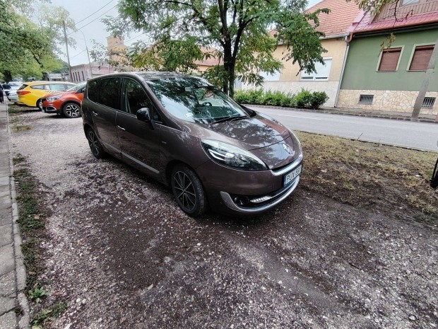 Renault Grand Scenic elad