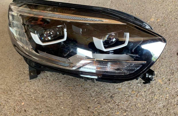 Renault Grand Scenic fényszóró jobbos