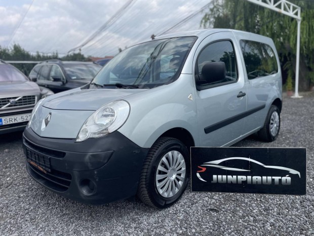 Renault Kangoo 1.5 Frissen szervizelve friss mű...