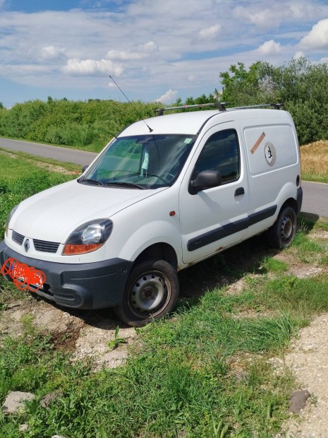 Renault Kangoo 4x4-es, vlthibs