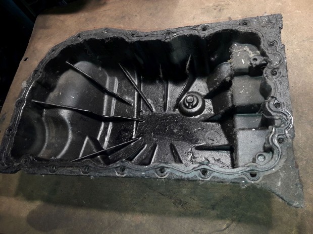 Renault Kangoo I Olajtekn�