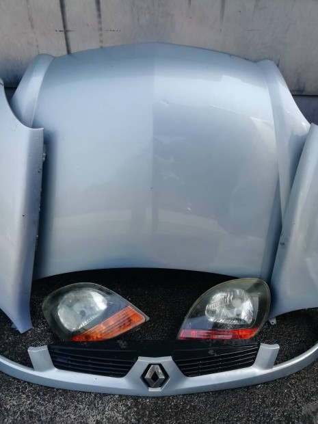 Renault Kangoo eleje : lkhrt, motorhztet, srvd, homlokfal stb