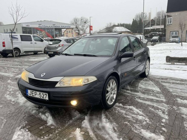 Renault Laguna 1.8 Authentique J� motorikus �s...