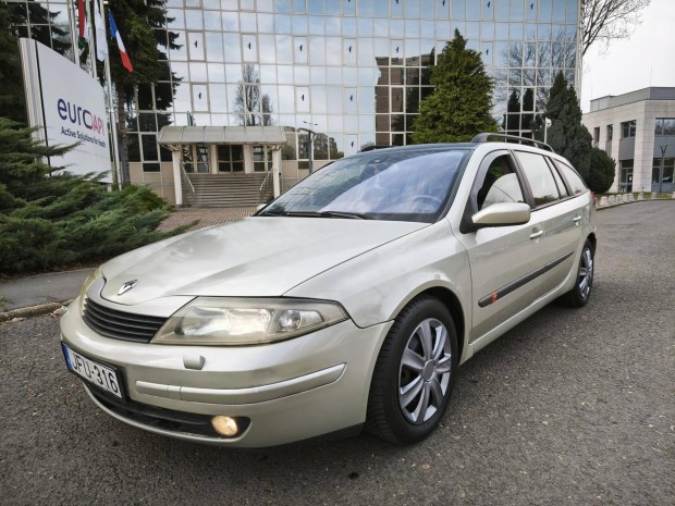 Renault Laguna 1.8 Sport Benzines//Tolat�radar/...
