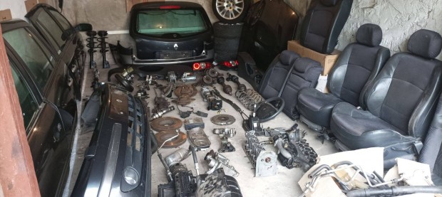 Renault Laguna 1,9 alkatrszek