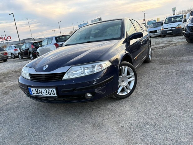 Renault Laguna 1.9 dCi Authentique Kamatmentes...