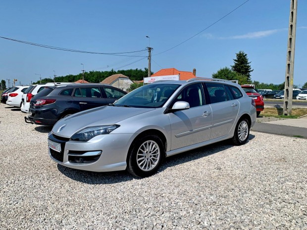 Renault Laguna 2.0 dCi Black Edition Digit Klm...