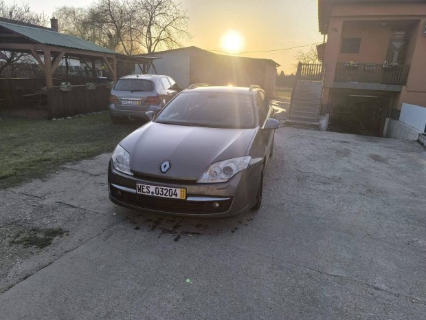 Renault Laguna 2.0 dCi Initiale DPF (Automata)