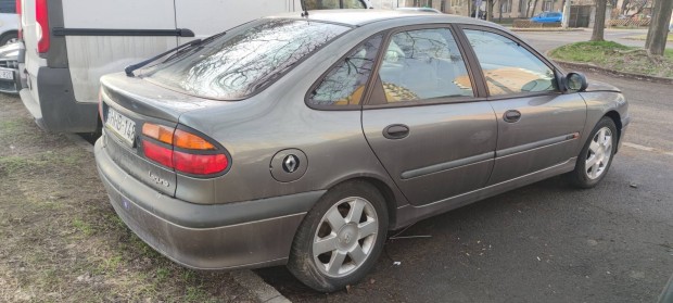 Renault Laguna 2,0i.16v.Rxt.olvasd v�gig !! k�sz�n�m.