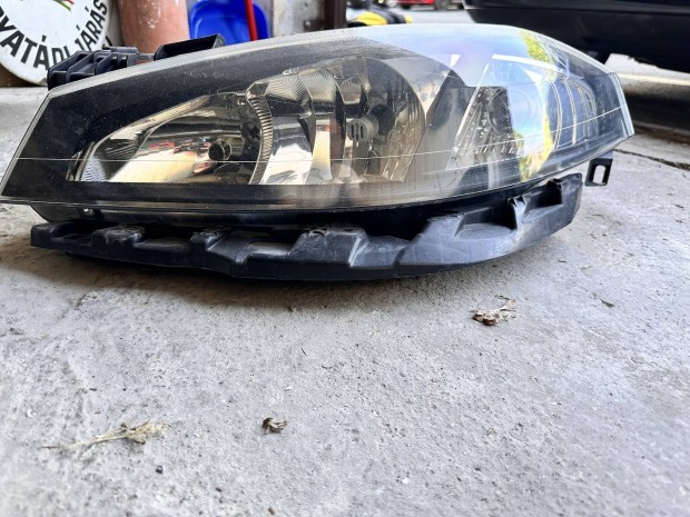 Renault Laguna 2 II ph bal oldali fényszóró