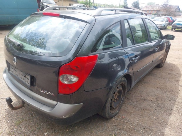 Renault Laguna 2 kombi karosszéria elemei