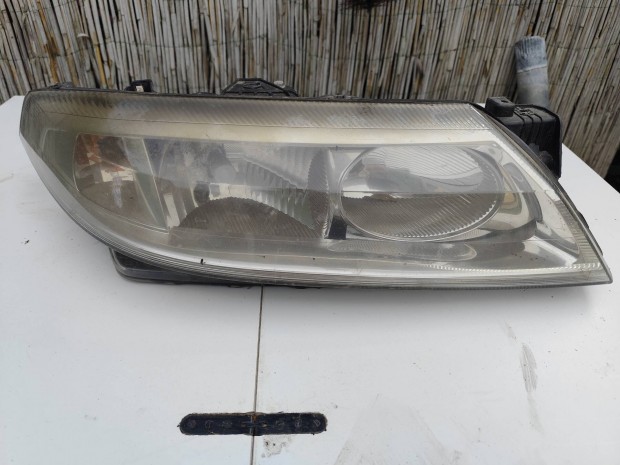 Renault Laguna 2 lámpa testek eladók
