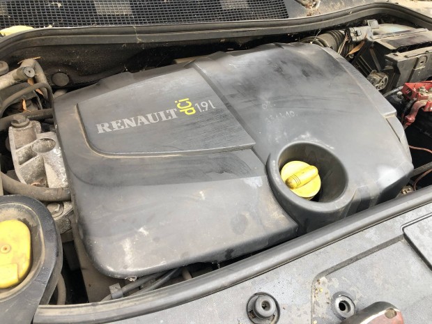 Renault Laguna Clio Megane Espace Trafic Vivaro 1.9 DCI motor F9Q