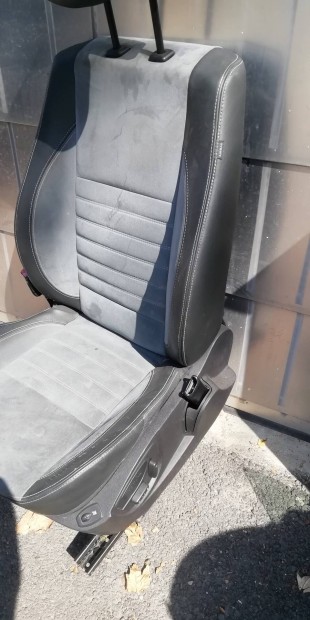 Renault Laguna III komplett vezető ülés fél bőr, elektromos ülés