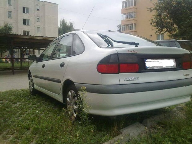 Renault Laguna I Hts ajt Szlvdvel