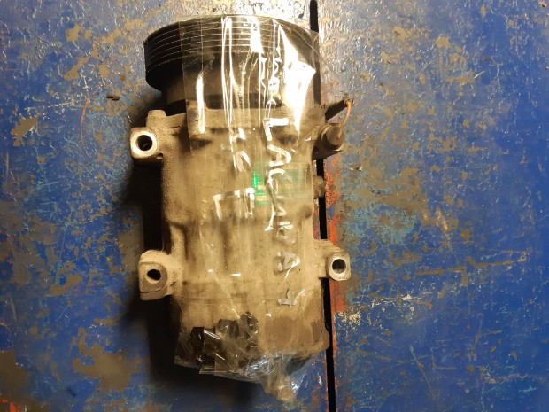 Renault Laguna I Kl�ma Kompresszor