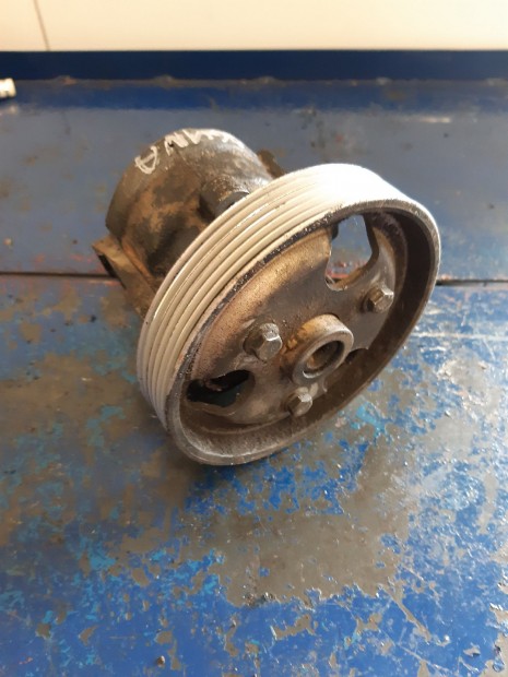 Renault Laguna I Korm�nyszerv� Szivatty�