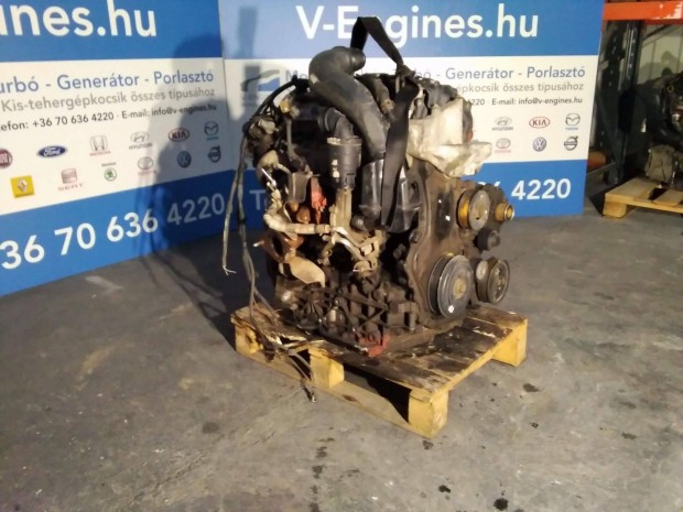 Renault M9TB670 komplett bontottmotor 2,3 DCI