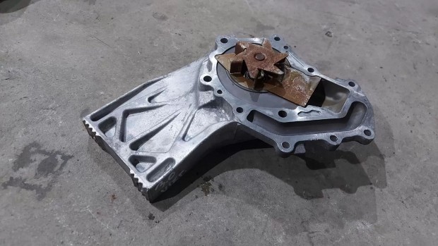 Renault MASTER Opel MOVANO 03 3.0 V�zpumpa v�zszivatty� v�z pumpa 9781