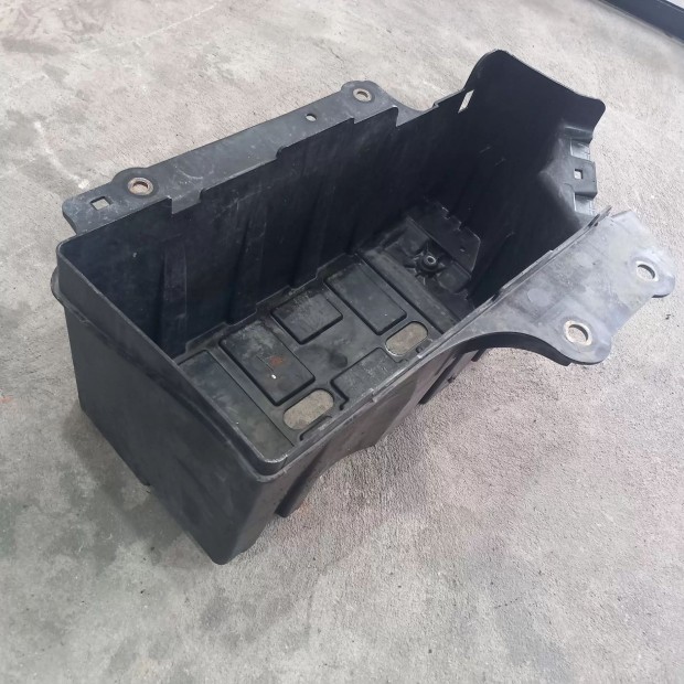 Renault MASTER Opel MOVANO 03- Akkumul�tor m�anyag t�rol� doboz 0316