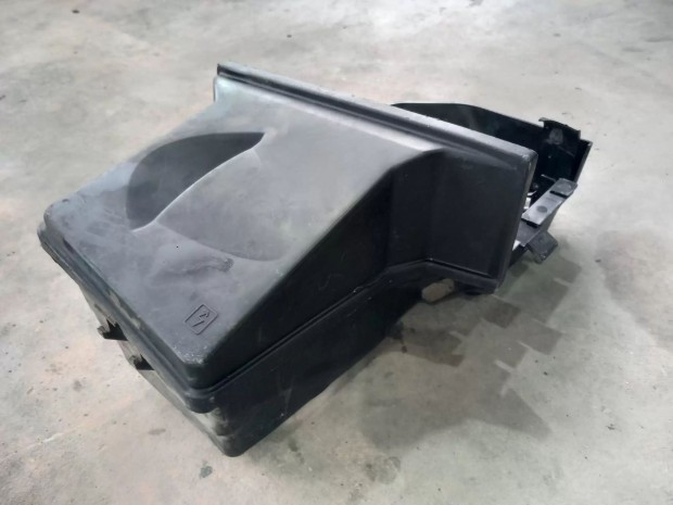 Renault MASTER Opel MOVANO 03- Biztos�t�k m�anyag tart� doboz fed� 415