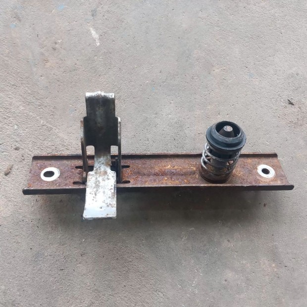 Renault MASTER Opel MOVANO 03- Motorh�ztet� nyit� kar foganty� 0352