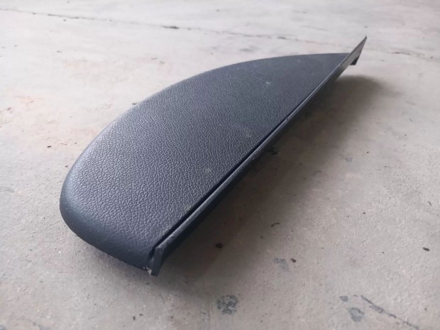 Renault MASTER Opel MOVANO 10 M�szerfal legsz�ls� m�anyag burkolat 819