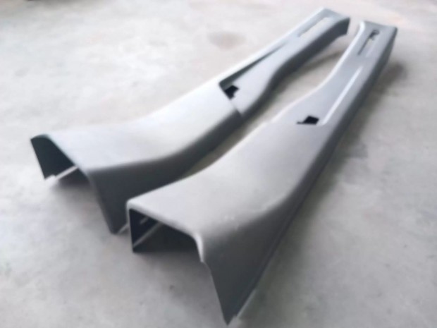 Renault MASTER Opel MOVANO 10- Bels� B oszlop d�szl�c l�c takar� 207