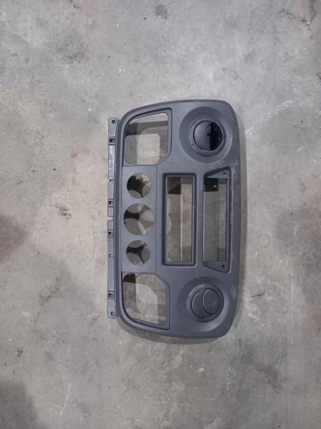 Renault MASTER Opel MOVANO 10- M�szerfal k�z�ps� r�di� keret r�cs 1332