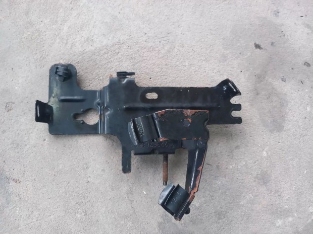 Renault MASTER Opel MOVANO 10- Nyom�s�rz�kel�ket tart� f�m konzol 789