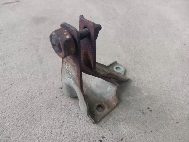 Renault MASTER Opel MOVANO 10- Turb� tart� r�gz�t� f�m konzol 9697