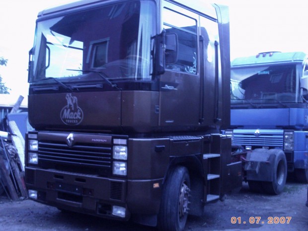 Renault Magnum 430 Mack Bontand� Alkatr�szei Elad�k!