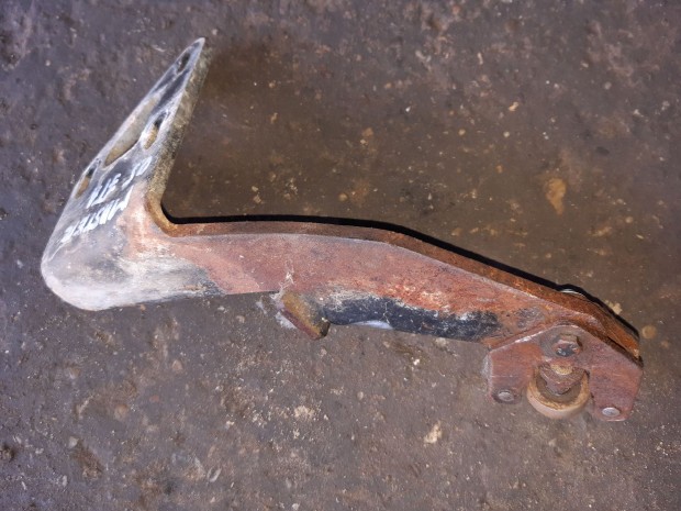 Renault Master 03-10 Jobb Tolóajtó Alsó Görgő