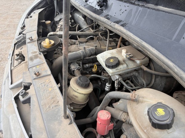 Renault Master 110kw 10 raklapos ponyvs