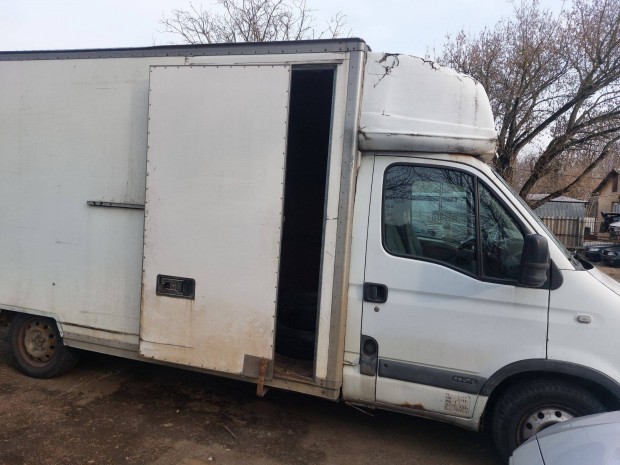 Renault Master 2 karossz�ria elemei