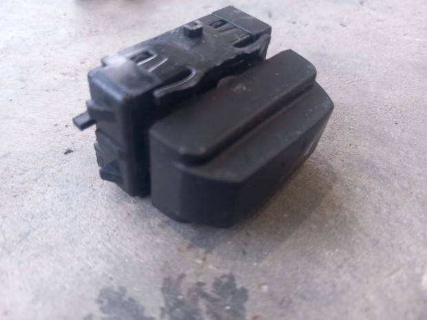 Renault Master Opel Movano 10- Menetstabiliztor kapcsol gomb 9582