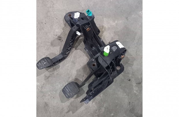 Renault Master Opel Movano 10- Pedlsor kuplungpedl fkpedl 1343