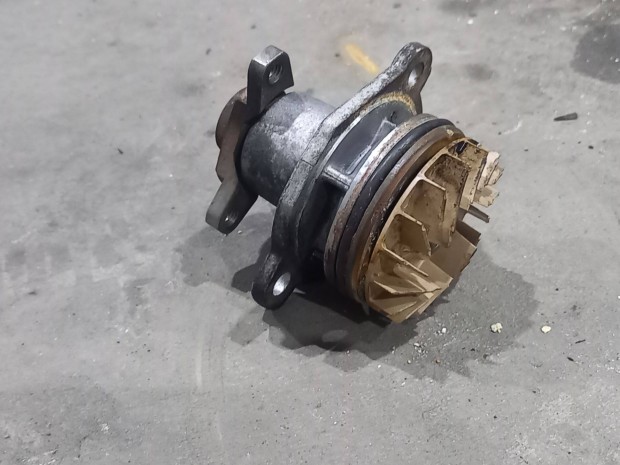 Renault Master Opel Movano 10- Vízpumpa vízszivattyú víz pumpa 1390